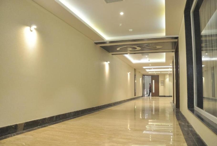 Hotel Krishna Palace Ayodhya 외부 사진