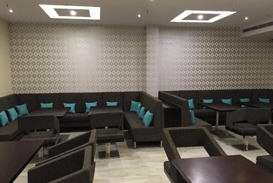 Hotel Krishna Palace Ayodhya 외부 사진