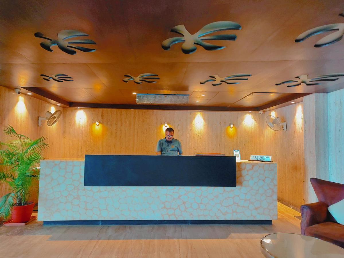 Hotel Krishna Palace Ayodhya 외부 사진